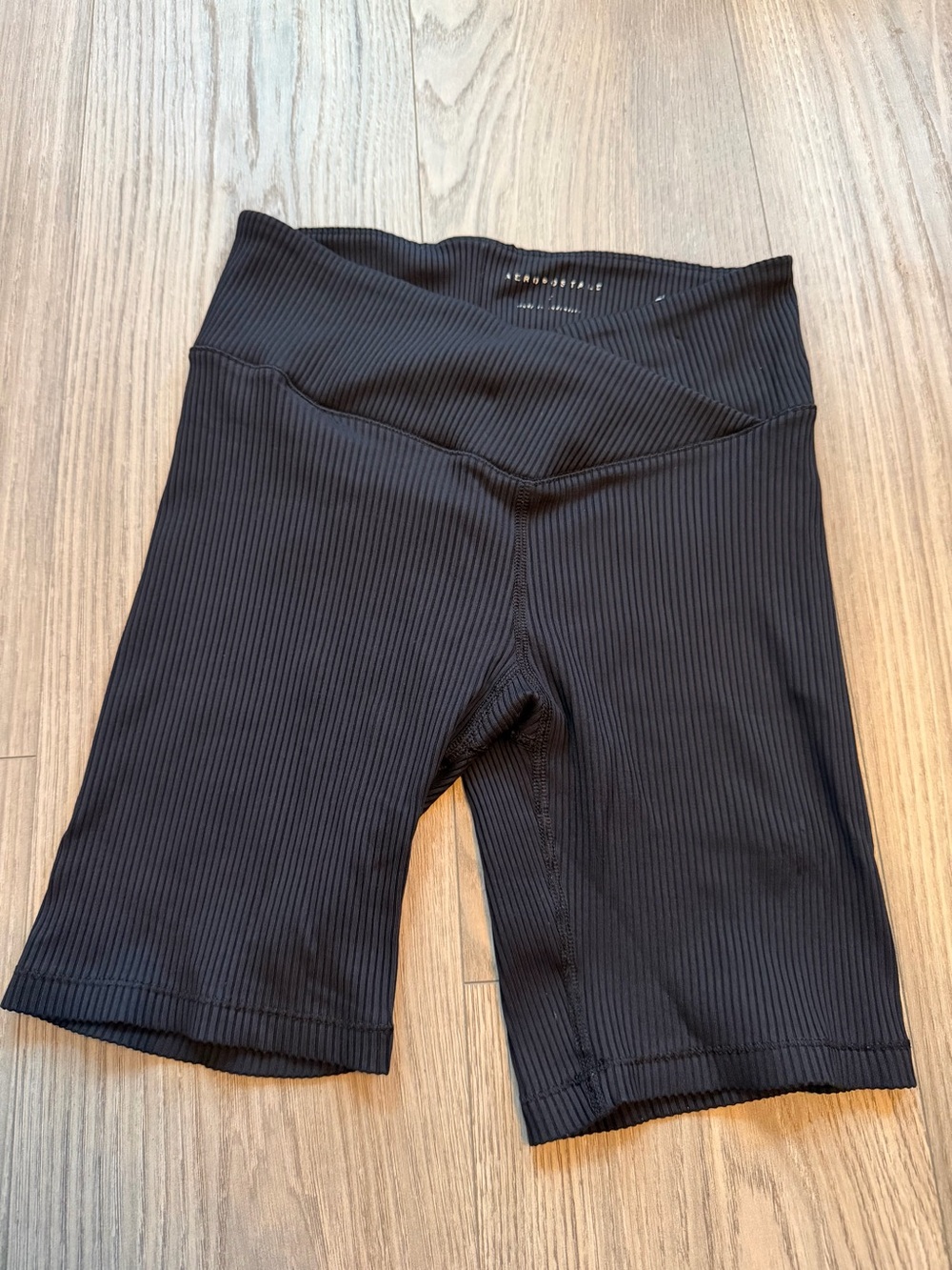Aeropostale Ribbed Crossover V Waist Bike Shorts Black Size Small